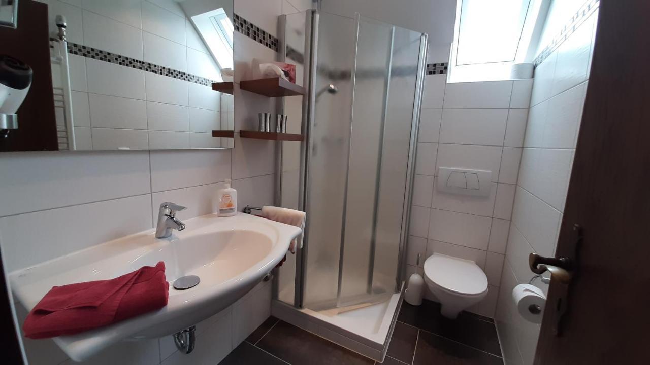 Haus Weingarten Appartements-Zimmer Ernst Extérieur photo