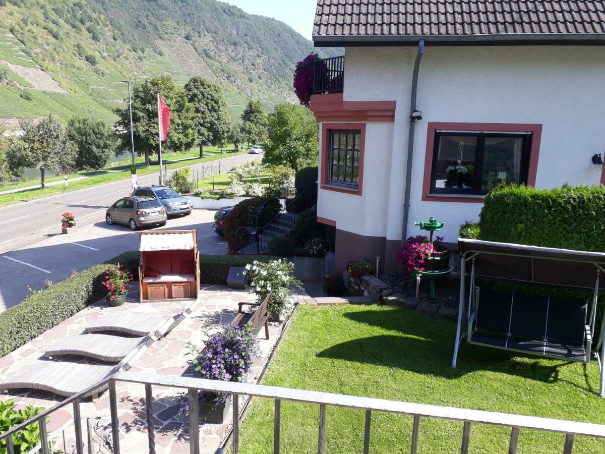 Haus Weingarten Appartements-Zimmer Ernst Extérieur photo